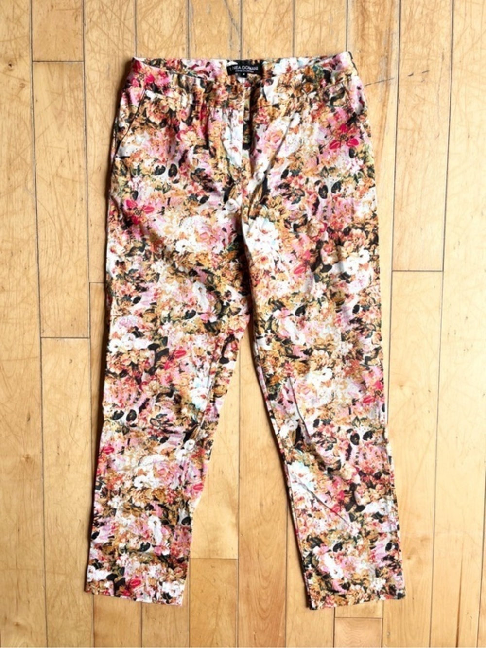 Linea Domani Limited Collection Abstract Floral Slim Fit Cropped Pants Size 4